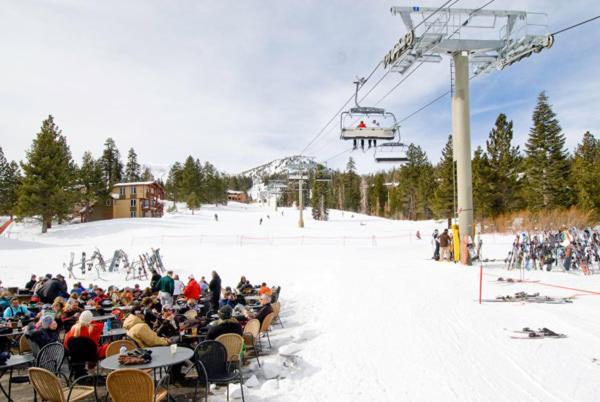 Meadow Ridge Condos By Mammoth Slopes Lodgingマンモス・レイクス エクステリア 写真