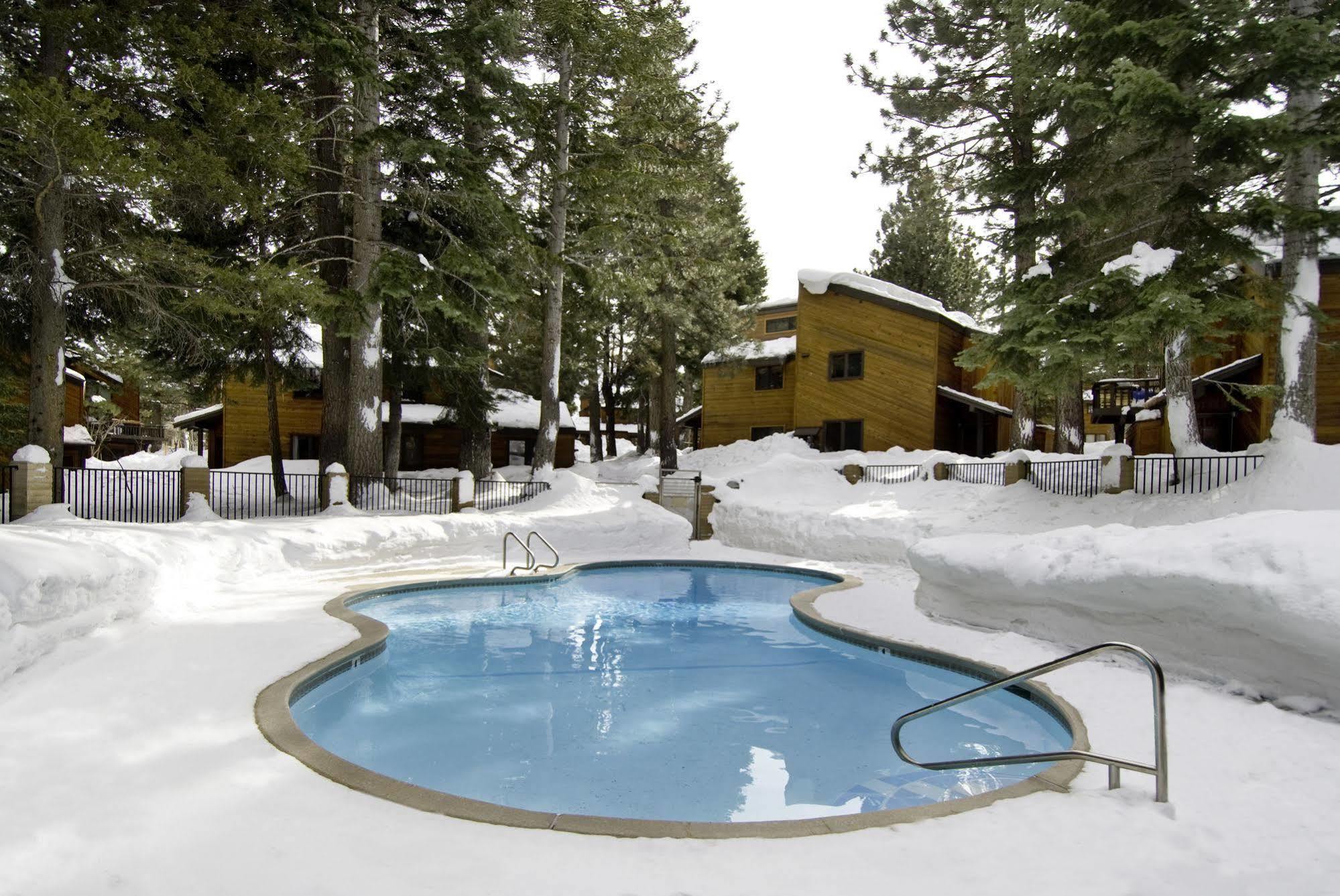 Meadow Ridge Condos By Mammoth Slopes Lodgingマンモス・レイクス エクステリア 写真